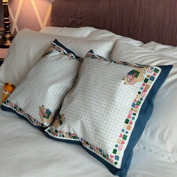 Kitten Printed Cotton 20 x 20 PAIR Throw Pillows Zippered Blue Linen NEW - Picture 10 of 11